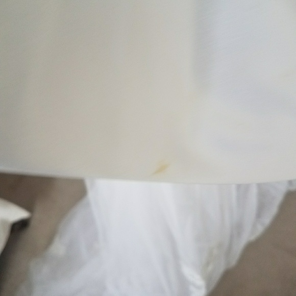 Wedding Dress - Picture 6 of 8